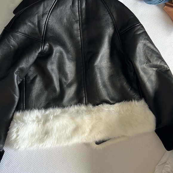 BNWT MISSGUIDED - faux fur and leather multi tone jacket - Picture 5 of 5